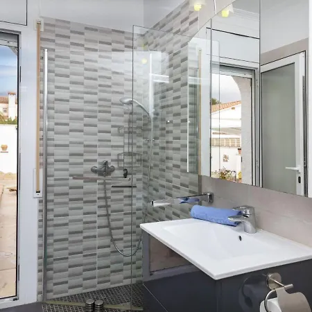Resi By Interhome